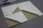 Samolepící papírové nálepky, archy dìlené 